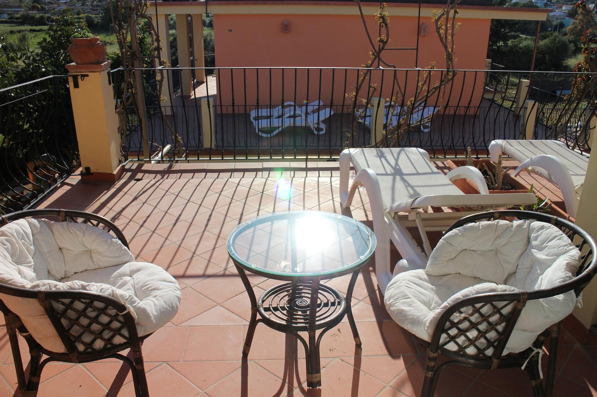 Domus De Janas Sul Mare Hotel บารีซาร์โด ภายนอก รูปภาพ