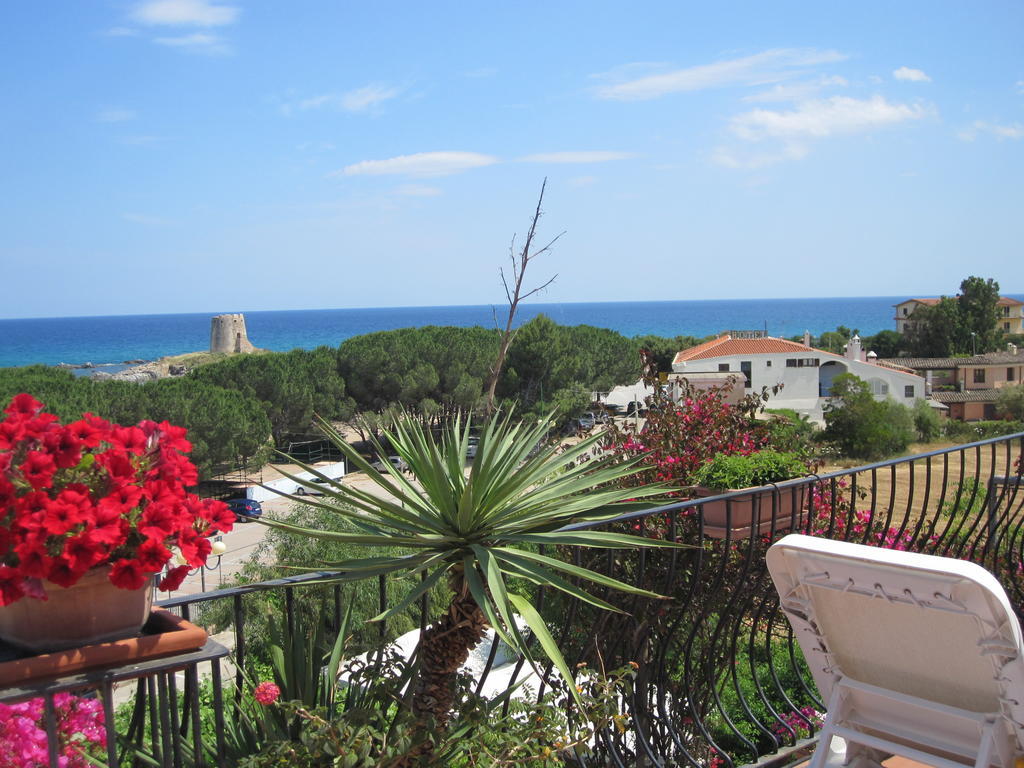 Domus De Janas Sul Mare Hotel บารีซาร์โด ภายนอก รูปภาพ
