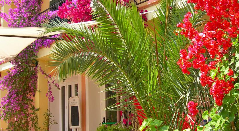 Domus De Janas Sul Mare Hotel บารีซาร์โด ห้อง รูปภาพ